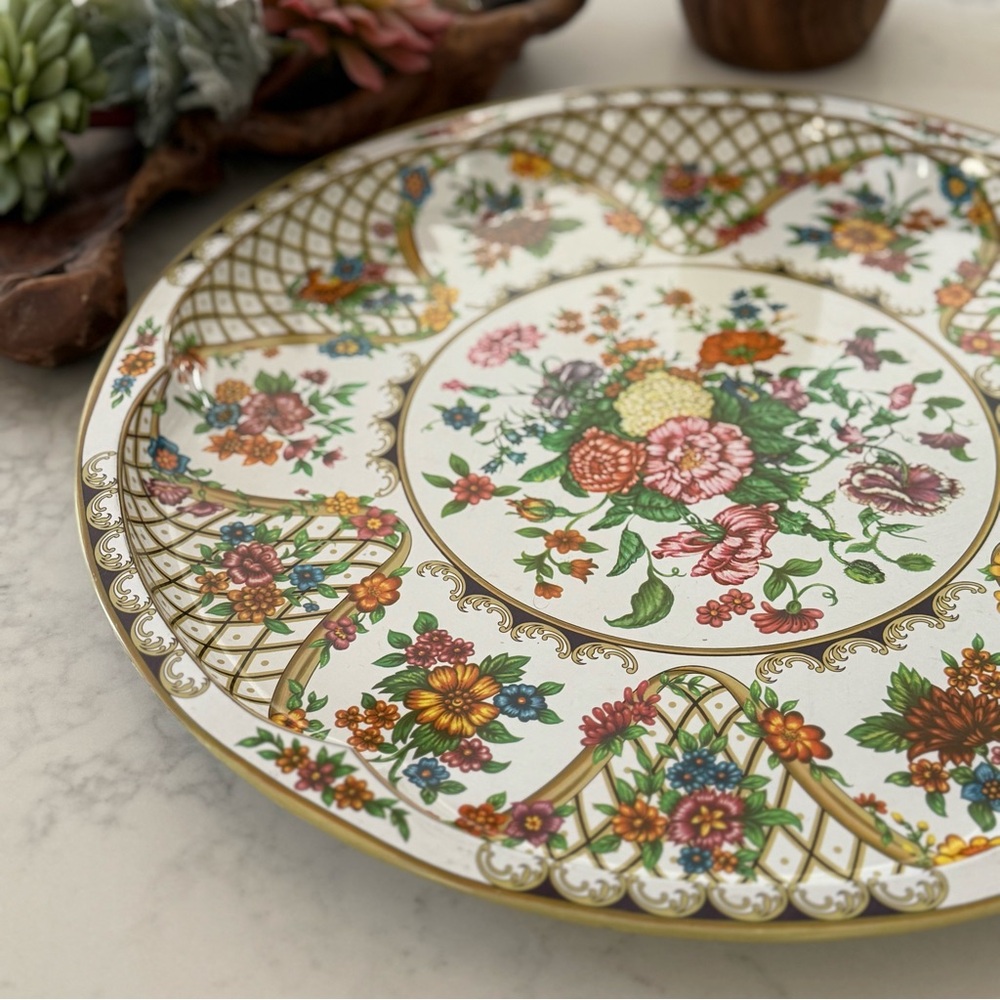Vintage Daher Decorated Ware 16.5” metal floral tray
